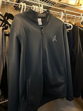 Jordan Men's Zip-Up Windbreaker Jacket - Navy Blue